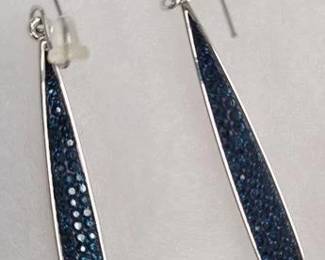 7597 - Swarovski? Pair Earrings
