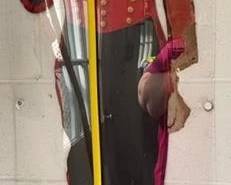 1695 - Phillip Morris Cardboard Advertising
