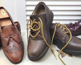 443 - 3 pair of Men's Dress Shoes Allen Edmonds w/ tassel, size 11.5 Dockers laceups, size 11.5 Florsheim shoe w/ tassel, size 11.5
