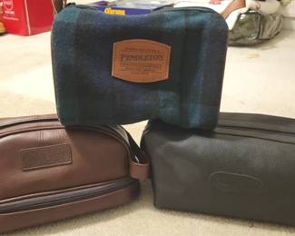 843 - 3 Speciality Dopp Kits by Pendleton, Penguin & Calvin Klein
