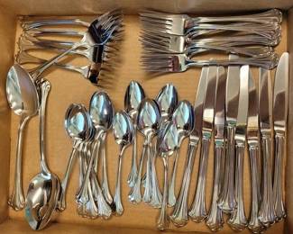 7536 - 42 Pcs Stainless Flatware
