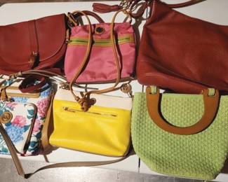 1208x - Group of Ladies Purses
