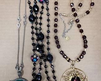 7579 - 3 Necklaces
