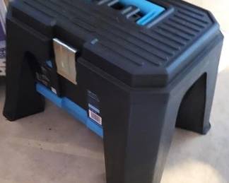 1564 - Storage Stool
