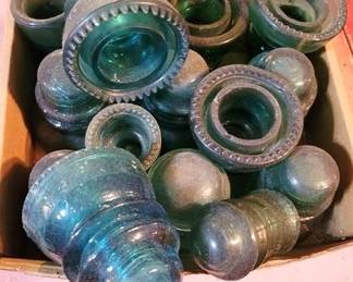 1548 - Group Vintage Insulators

