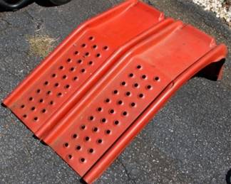 62h - Pair Car Ramps 13 x 10 x 35
