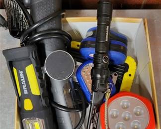 173 - Lot of Assorted Flashlights & more You are buying a used as-is electric/electronic item. We do not guarantee all components are present, and if it is not expressly stated, it is untested.

