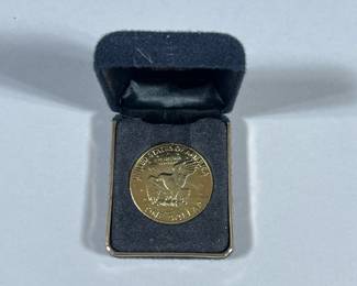 1972 EISENHOWER DOLLAR COIN | 1972 Gold-plated Dwight Eisenhower Apollo 11-dollar coin. - dia. 1.5 in