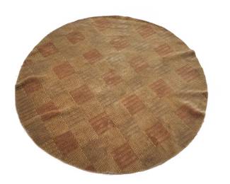 CIRCULAR GEOMETRIC PATTERN RUG | Modern circular rug with square pattern in taupe. -  dia. 71 in