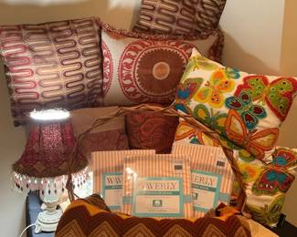 Waverly Tones Of Red