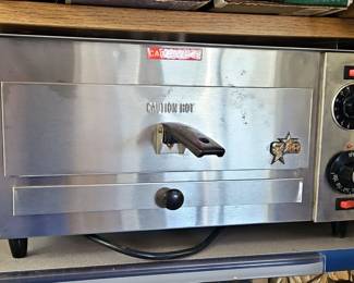 Star Multi-Purpose Countertop Toaster Oven/Cheese Melter, 10" x 19" x 17"