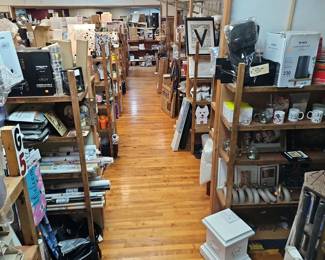 Cast Iron Cookware, Kitchen Appliances, Home Decor, English Saddle, And More
