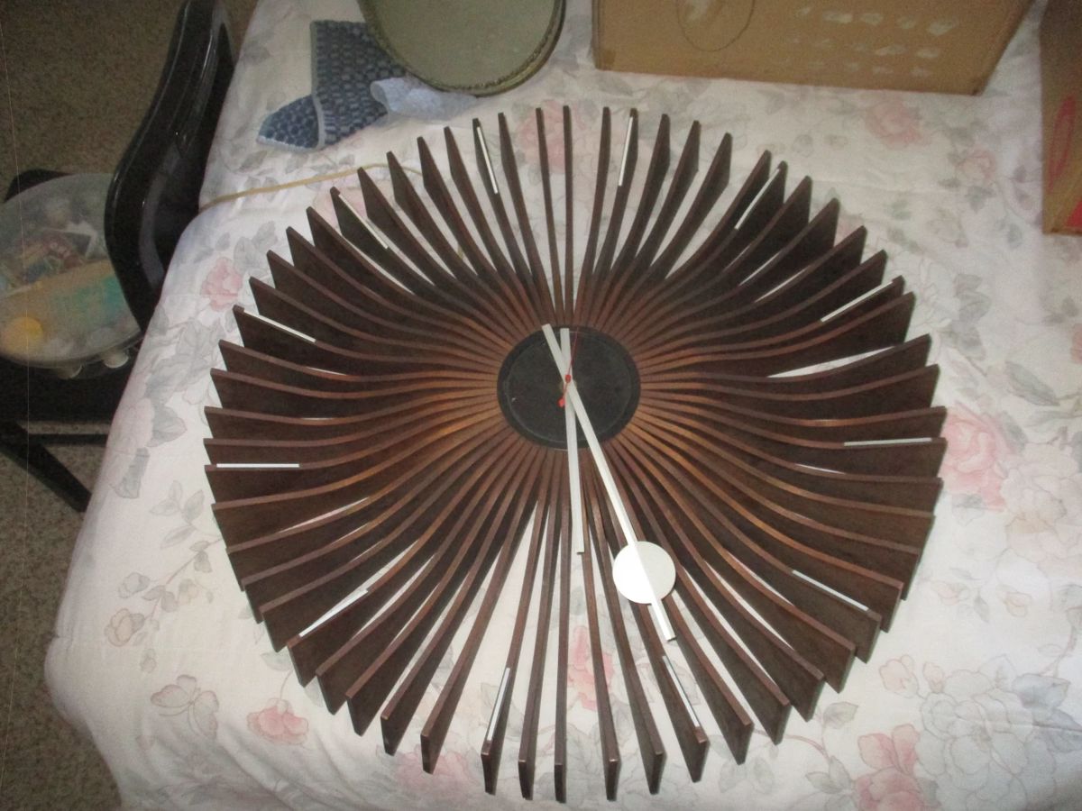 GEORGE NELSON AND ASSOCIATES, RIBWOOD CLOCK, CIRCA 1961, HOWARD MILLER, SLAT WALL CLOCK, VERY NICE, RARE