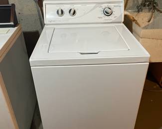 Speed Queen Top Load Washer-Reliable and known for its durability and hardworking performance. This high-quality washer delivers each load—ideal for those who appreciate robust, dependable appliances.