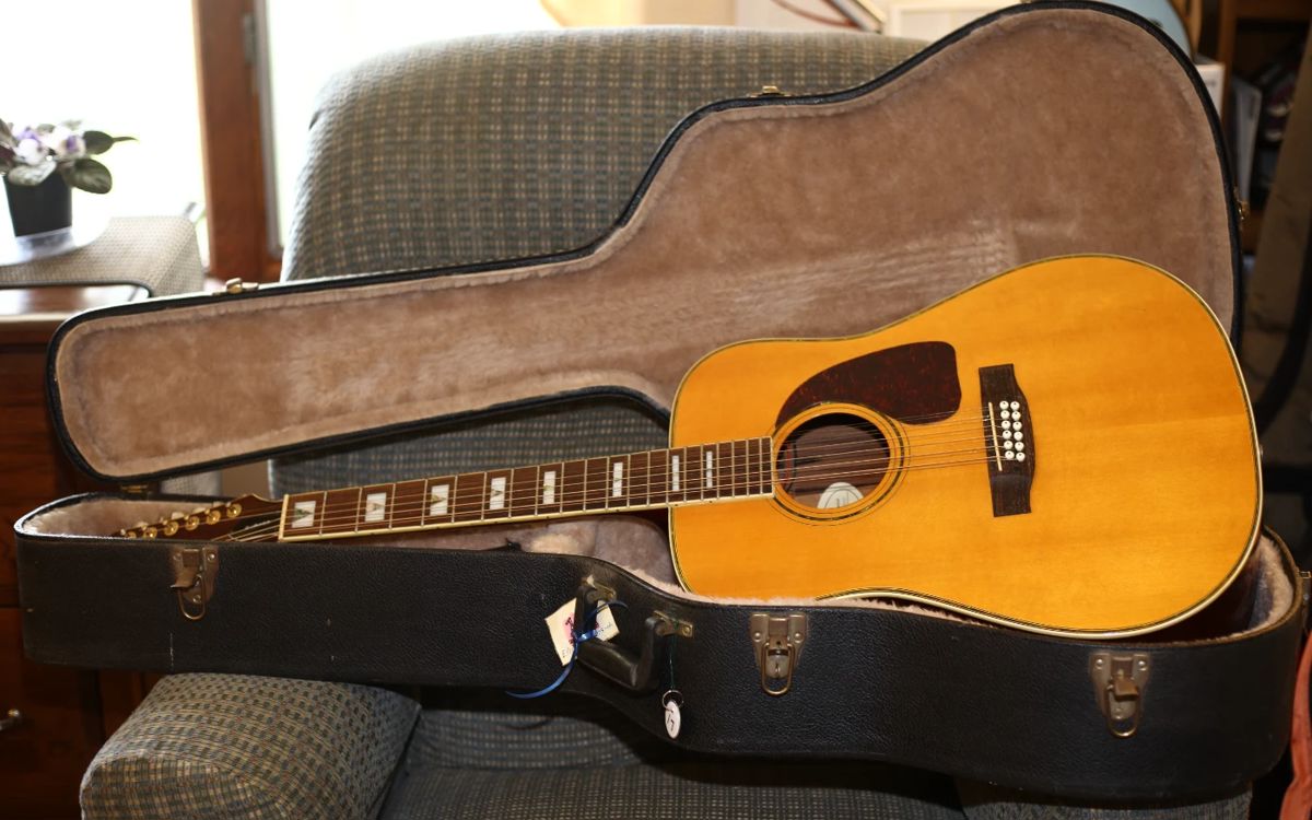 EPIPHONE 12 STRING GUTAR