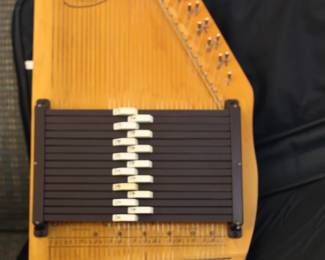 OSCAR SCHMIDT - AUTO HARP -  WITH CASE-