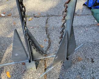 Very Large And Heavy Anchors