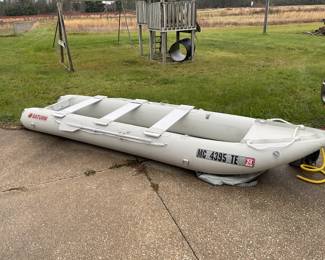 Saturn Inflatable with 6hp Mercury motor