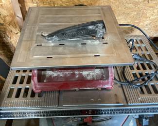 Tile wet saw