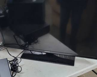 32inch Samsung Flat-Screen TV 