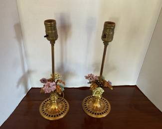 Vintage tole lamps porcelain flowers.