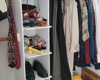 Men's and women's clothing men's sizes are 2X and larger women's are anywhere from a medium to a large