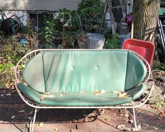 Look at this great MCM settee