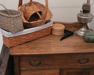 Antique wash stand