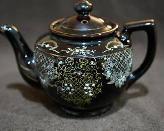 Vintage Moriage Teapot From Japan