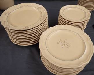Pfaltzgraff Dinnerware Remembrance