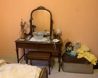 Berkeley and Gay Vanity and stool