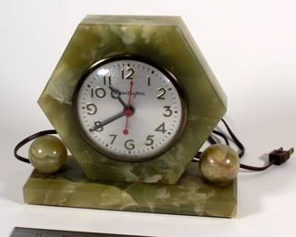 Vintage Art Deco Master Crafters green marble electric mantel clock