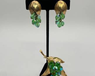 Vintage Aurora Borealis green crystal dangle earrings and matching brooch, gold tone metal