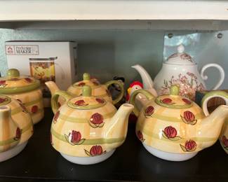 Many new Teapots
