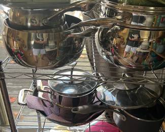 Tupperware clad cookware