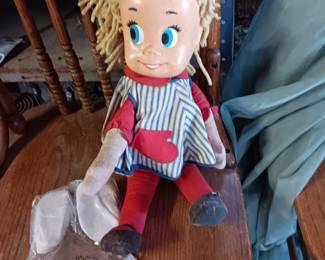 Anyone know the name of this character / doll?