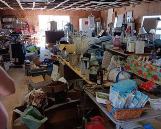 BARN FULL of random Good Stuff! 
