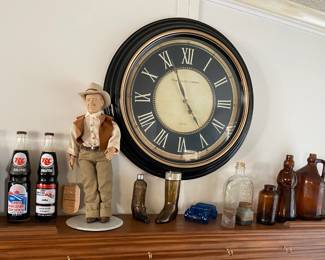 John Wayne in the House! and how about the old brown Clorox bottle...and syrup bottle... and those three RC bottles?? From the Moultrie GA Sunbelt AG Expo 1981, 1983, 1984. May be more in the HUNDREDS of bottles we have!!