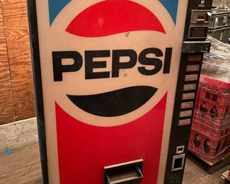 1980's Can drink machine. Locked with no key.