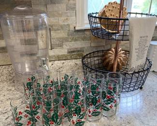 Vintage Christmas glassware!