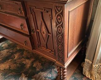 Grand Rapids Furniture Co Antique Sideboard / Buffet