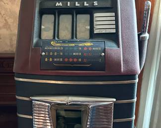 25¢ Mills Novelty Co High Top Casino Slot Machine