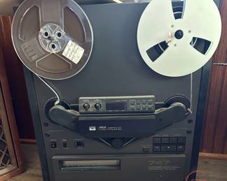 Vintage AKAI GX-747 Reel-to-Reel 4-Track Stereo Tape Deck