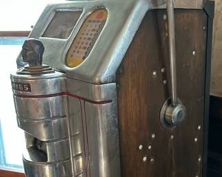 1940's Jennings 5¢ SUN CHIEF Tic-Tac-Toe Slot Machine