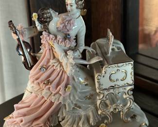 Antique Franz Wittwer DRESDEN Musical Lovers Figurine
