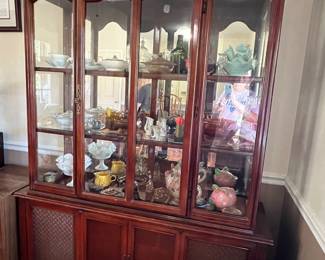 China cabinet 