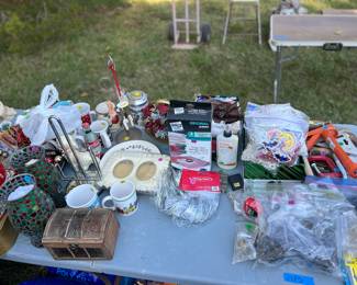 Lots of Christmas and miscellaneous items 