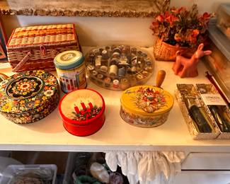 More sewing notions! Below on the floor you will see TOTES filled with knitting yarns and accessories! 