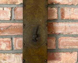 Got the keys today! Here is our initial walkthrough! A beautiful antique landers farmhouse scale!