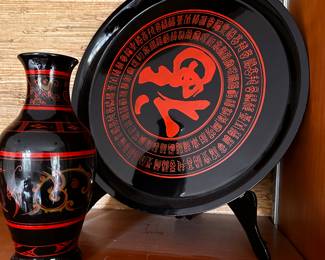 Got the keys today! Here is our initial walkthrough! A beautiful fest of Japanese art pieces! 